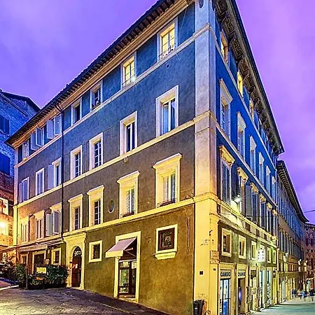 Residenza D'epoca Le Aquile 3* סיינה