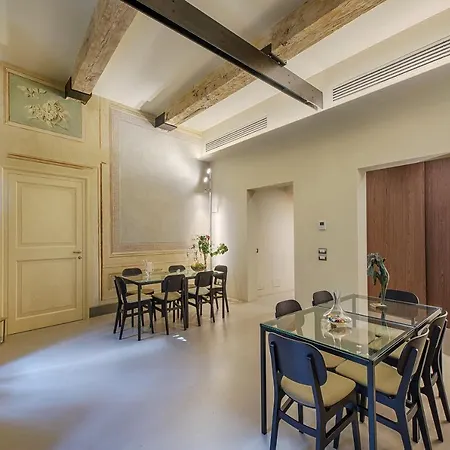 Residenza D'epoca Le Aquile לינה וארוחת בוקר 3*