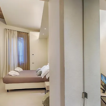Residenza D'epoca Le Aquile 3* סיינה