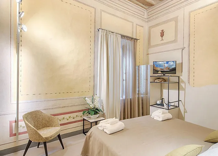 Residenza D'epoca Le Aquile 3* סיינה